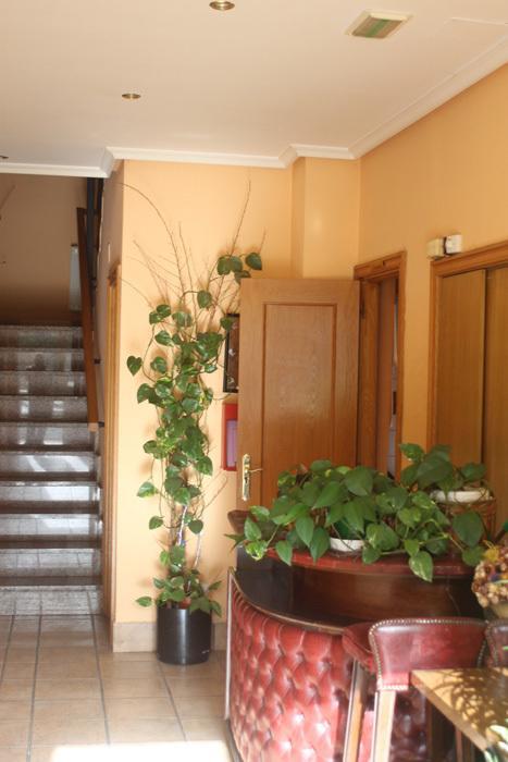 Hotel Durtzi Sobron Kültér fotó